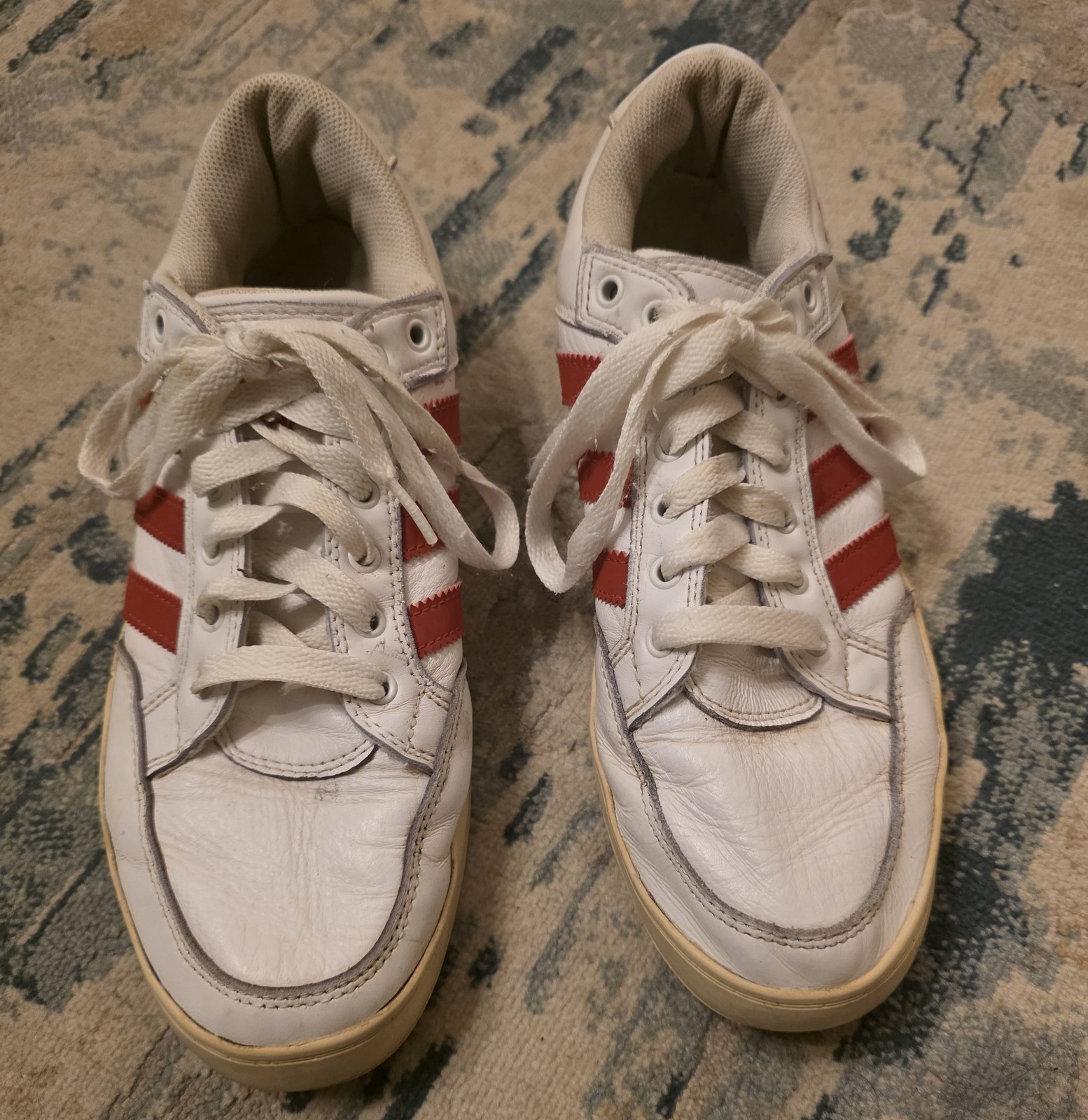 adidas white red striped men's low top athletic sneakers leather fx5033 size 9 adidas white red striped men's low top athletic sneakers leather fx5033 size 9