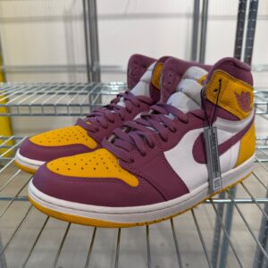 jordan 1 retro high og brotherhood gold light bordeaux 555088 706 10.5