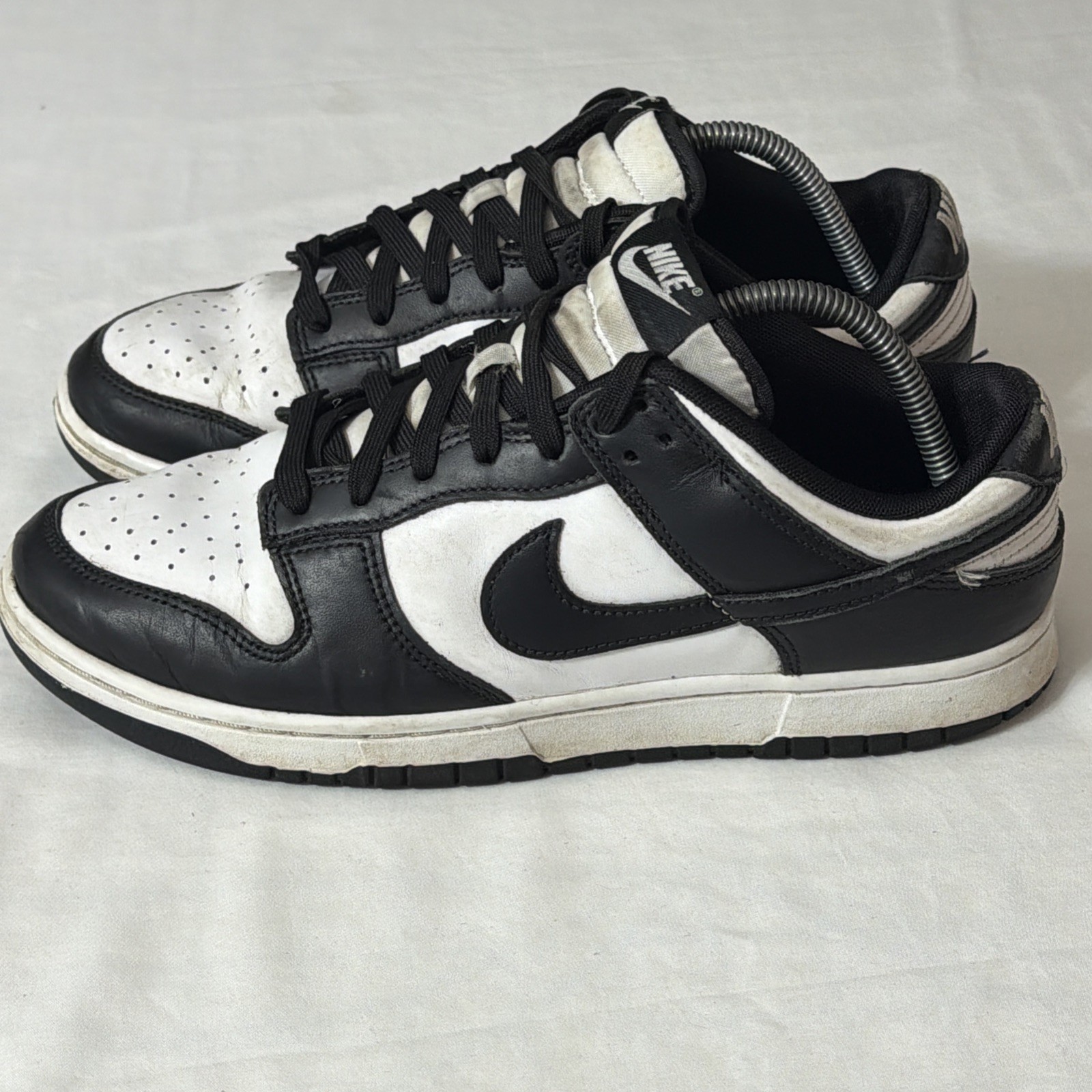 nike dunk low retro men's sz 10 gym white black panda dd1391 100 sneakers shoes nike dunk low retro men's sz 10 gym white black panda dd1391 100 sneakers shoes