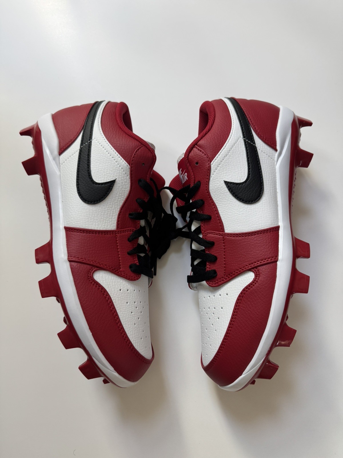 nike air jordan 1 retro mcs low 'chicago' baseball cleats cj8524 611 size 12 nike air jordan 1 retro mcs low 'chicago' baseball cleats cj8524 611 size 12