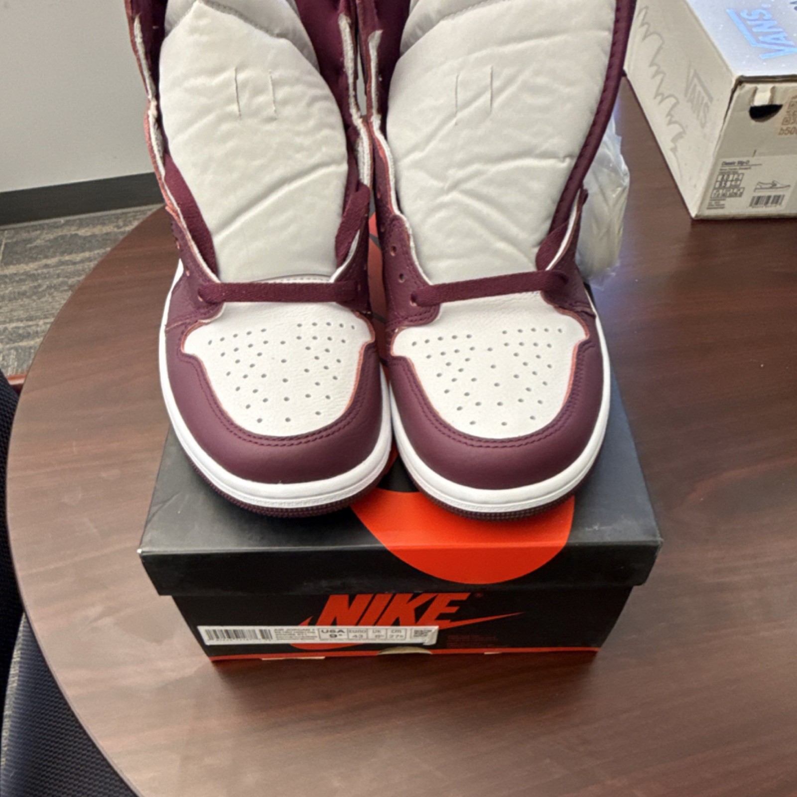 jordan air jordan 1 retro high og bordeaux high top 555088 611 jordan air jordan 1 retro high og bordeaux high top 555088 611
