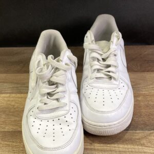 nike air force 1 '07 low triple white sneakers men's size 8.5