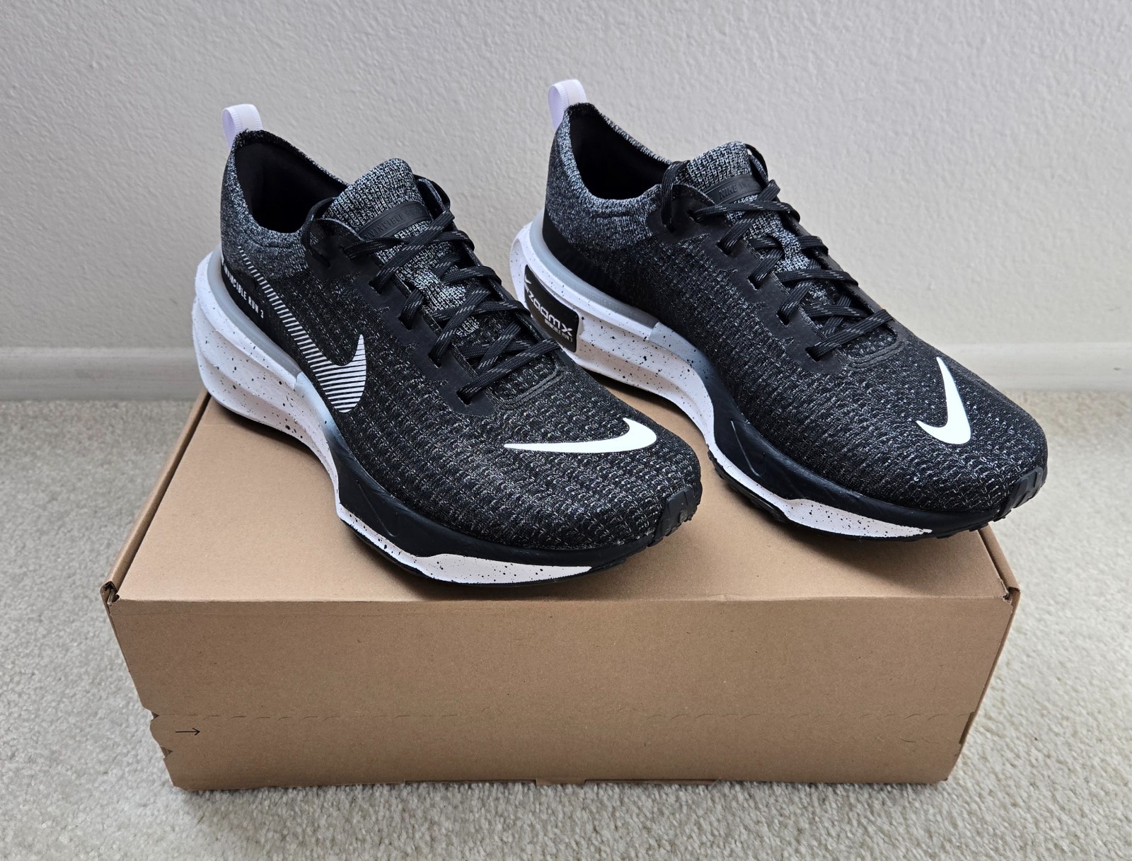nike zoomx invincible run flyknit 3 oreo black dr2615 002 men’s 11 new nike zoomx invincible run flyknit 3 oreo black dr2615 002 men’s 11 new