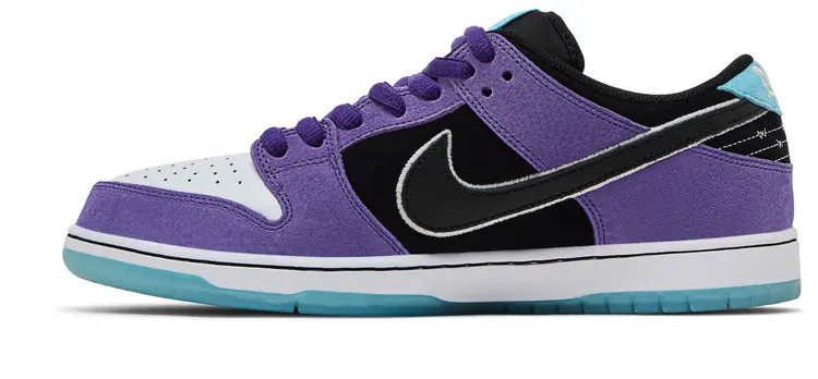 hayley wilson x nike dunk low sb 'court purple' men 9 us hj0513 500 new in box hayley wilson x nike dunk low sb 'court purple' men 9 us hj0513 500 new in box