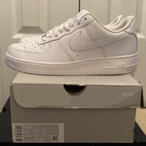 nike air force 1 ‘07 men’s sz 10 white/white shoes in nice condition w/box.