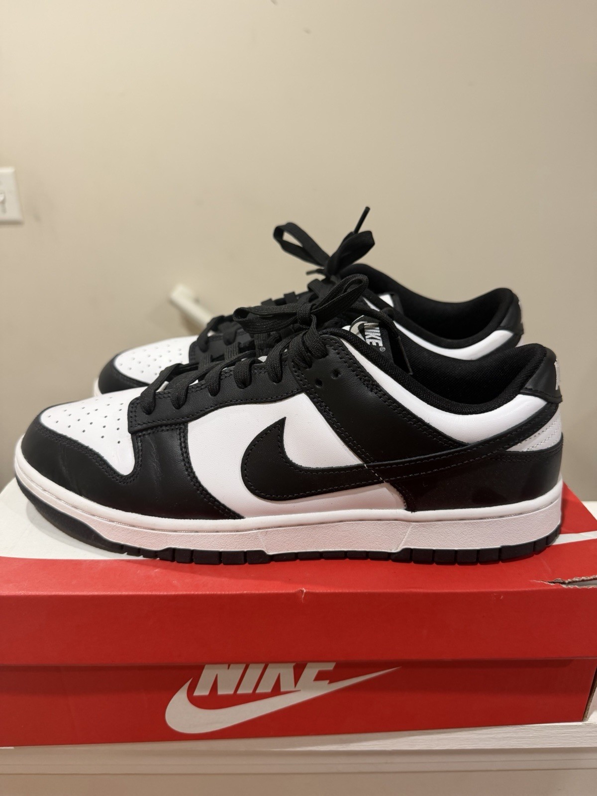 nike dunk low men's size 12 panda white/black white dd1391 100 nike dunk low men's size 12 panda white/black white dd1391 100