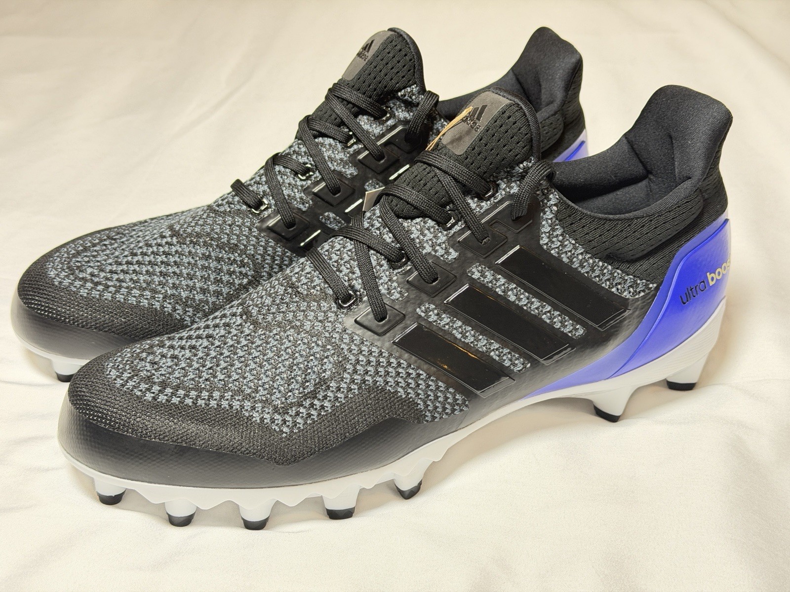 adidas ultraboost boost football cleats mens black sneakers athletic shoes sz 11 adidas ultraboost boost football cleats mens black sneakers athletic shoes sz 11