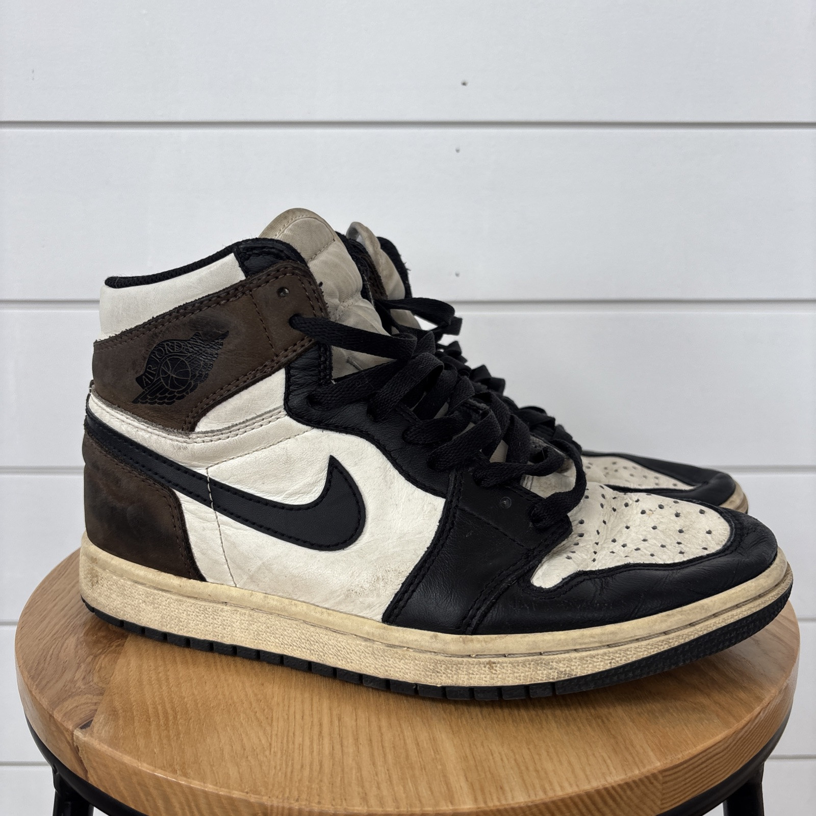 air jordan 1 retro og high dark mocha mens 7.5 basketball shoe 555088 105 air jordan 1 retro og high dark mocha mens 7.5 basketball shoe 555088 105