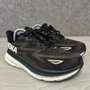 hoka clifton 9 running shoes mens 8.5 2e black white road athletic wide 1132210