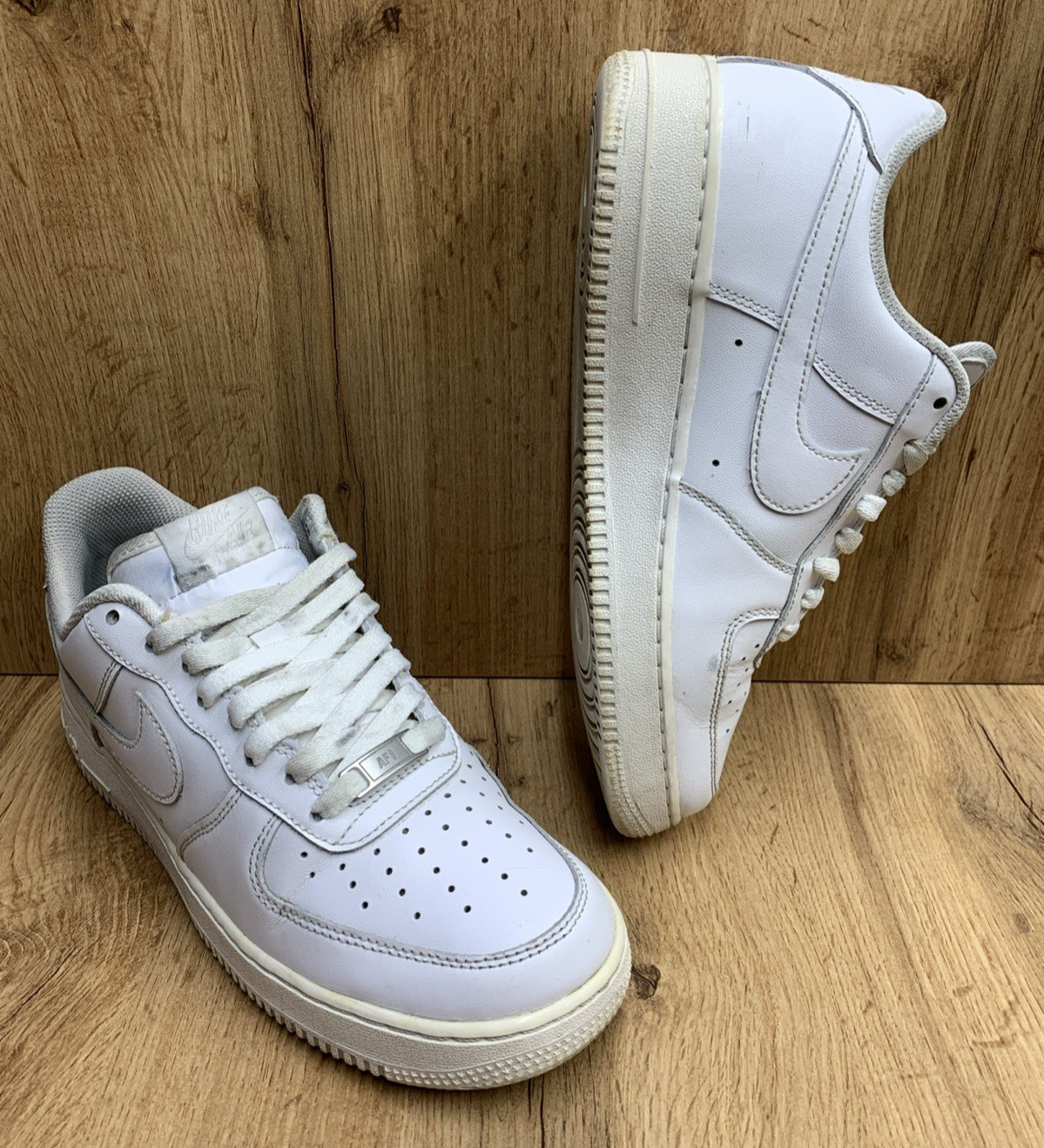 nike air force 1 '07 low mens size 8 white athletic lifestyle shoes sneakers nike air force 1 '07 low mens size 8 white athletic lifestyle shoes sneakers