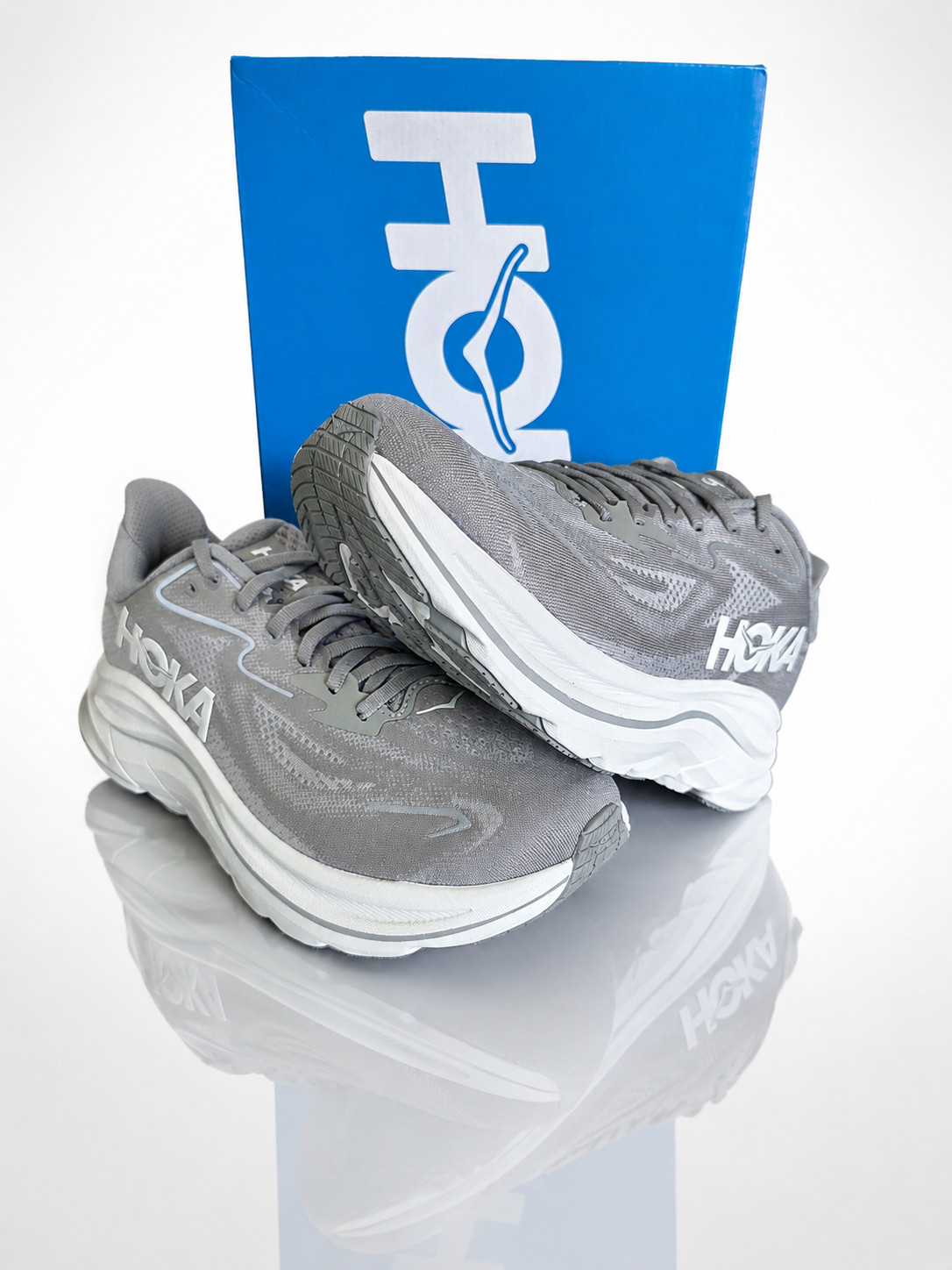 new hoka one one hoka clifton 10 wide stellar grey men's sz 8/ women's sz 9.5 new hoka one one hoka clifton 10 wide stellar grey men's sz 8/ women's sz 9.5
