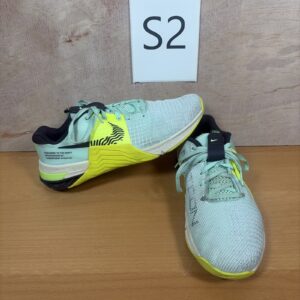 nike metcon 8 men's 7.5 training shoes mint green volt do9328 300