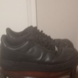 nike air force 1 '07 low triple black cw2288 001 men’s size 11