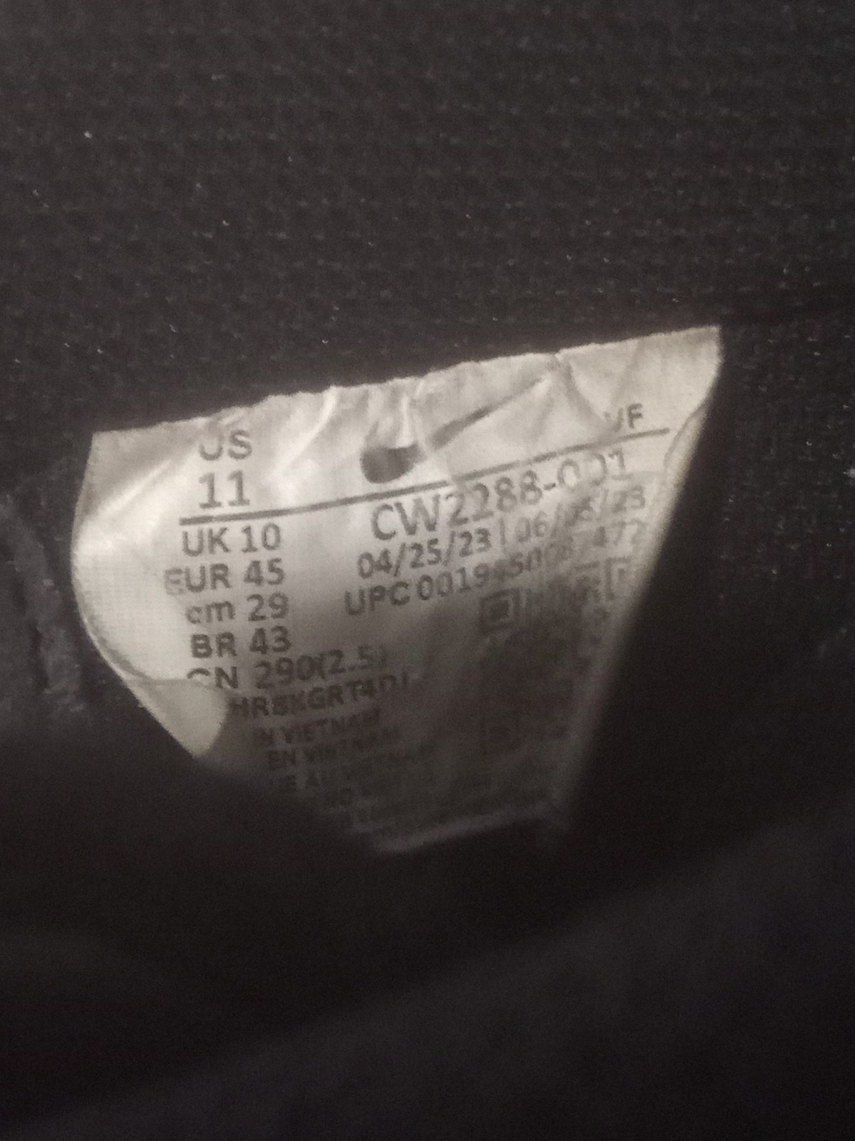 nike air force 1 '07 low triple black cw2288 001 men’s size 11 nike air force 1 '07 low triple black cw2288 001 men’s size 11