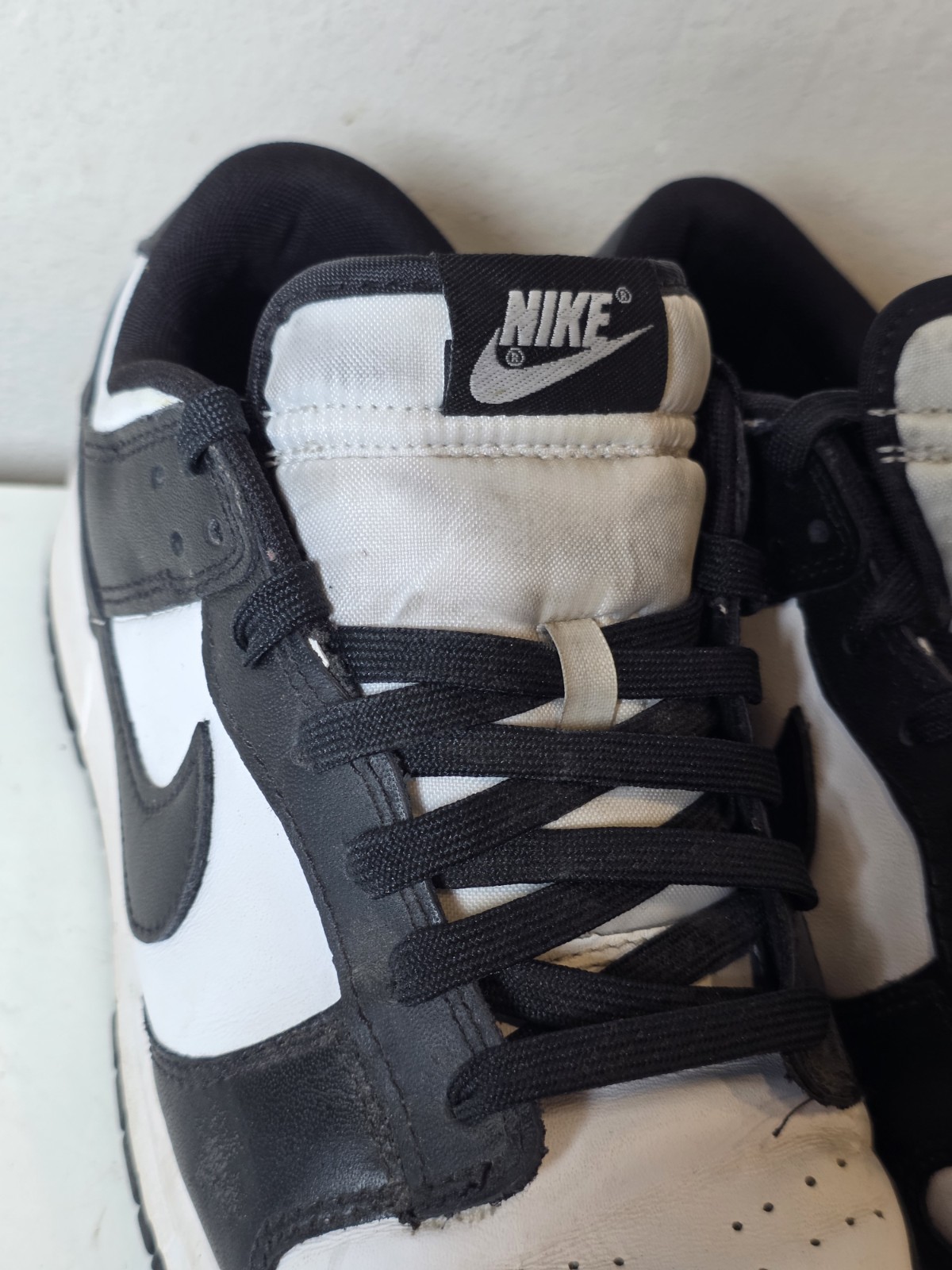 nike dunk low retro "panda" black white shoes men's size 10 nike dunk low retro "panda" black white shoes men's size 10