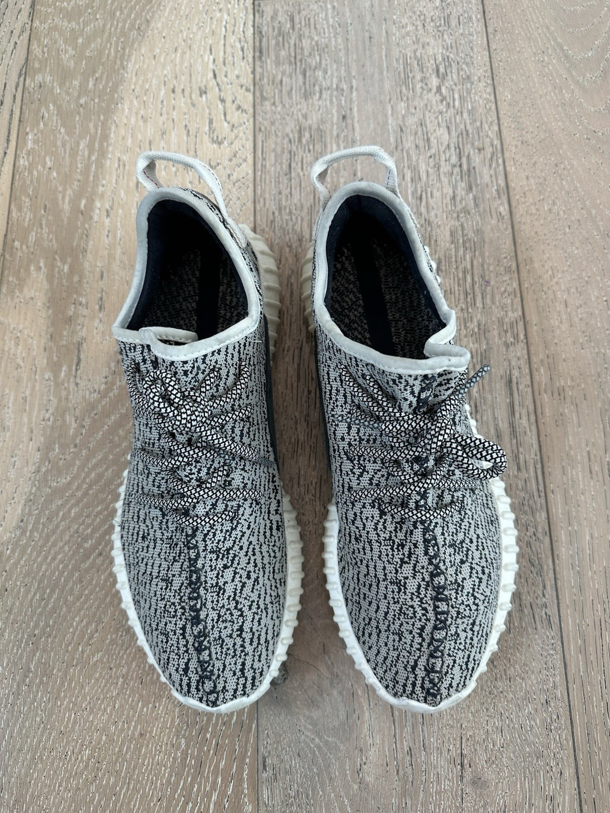 size 11 adidas yeezy boost 350 turtledove (aq4832) size 11 adidas yeezy boost 350 turtledove (aq4832)