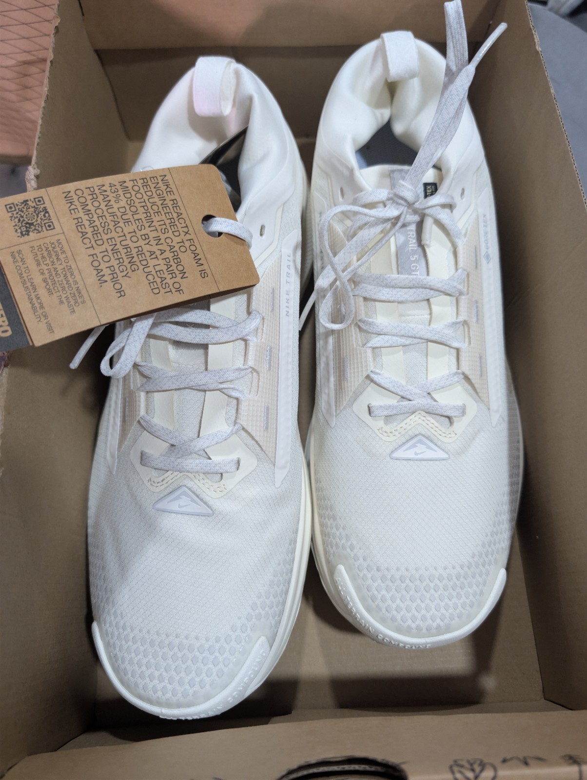 nike trail 5 gtx gore tex waterproof running shoes white signed nike trail 5 gtx gore tex waterproof running shoes white signed