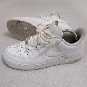 nike air force 1 '07 low mens 9.5 white athletic lifestyle shoes cw2288 111