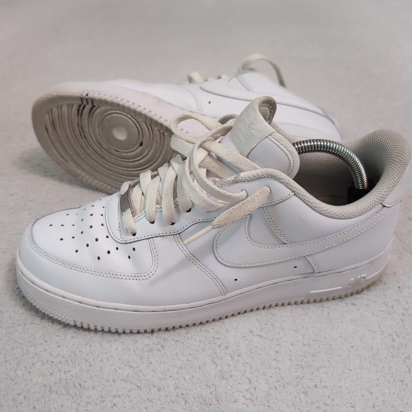 nike air force 1 '07 low mens 9.5 white athletic lifestyle shoes cw2288 111 nike air force 1 '07 low mens 9.5 white athletic lifestyle shoes cw2288 111