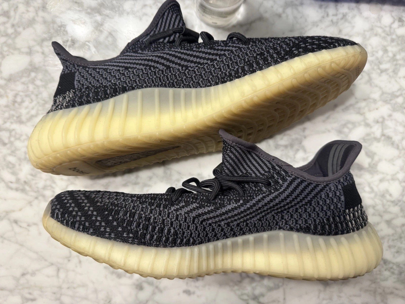 adidas yeezy boost 350 v2 black carbon size 12 lightly used adidas yeezy boost 350 v2 black carbon size 12 lightly used