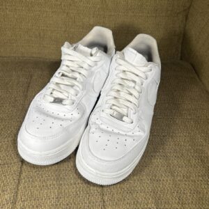 nike air force 1 low triple men’s size 10.5 triple white/white sneaker