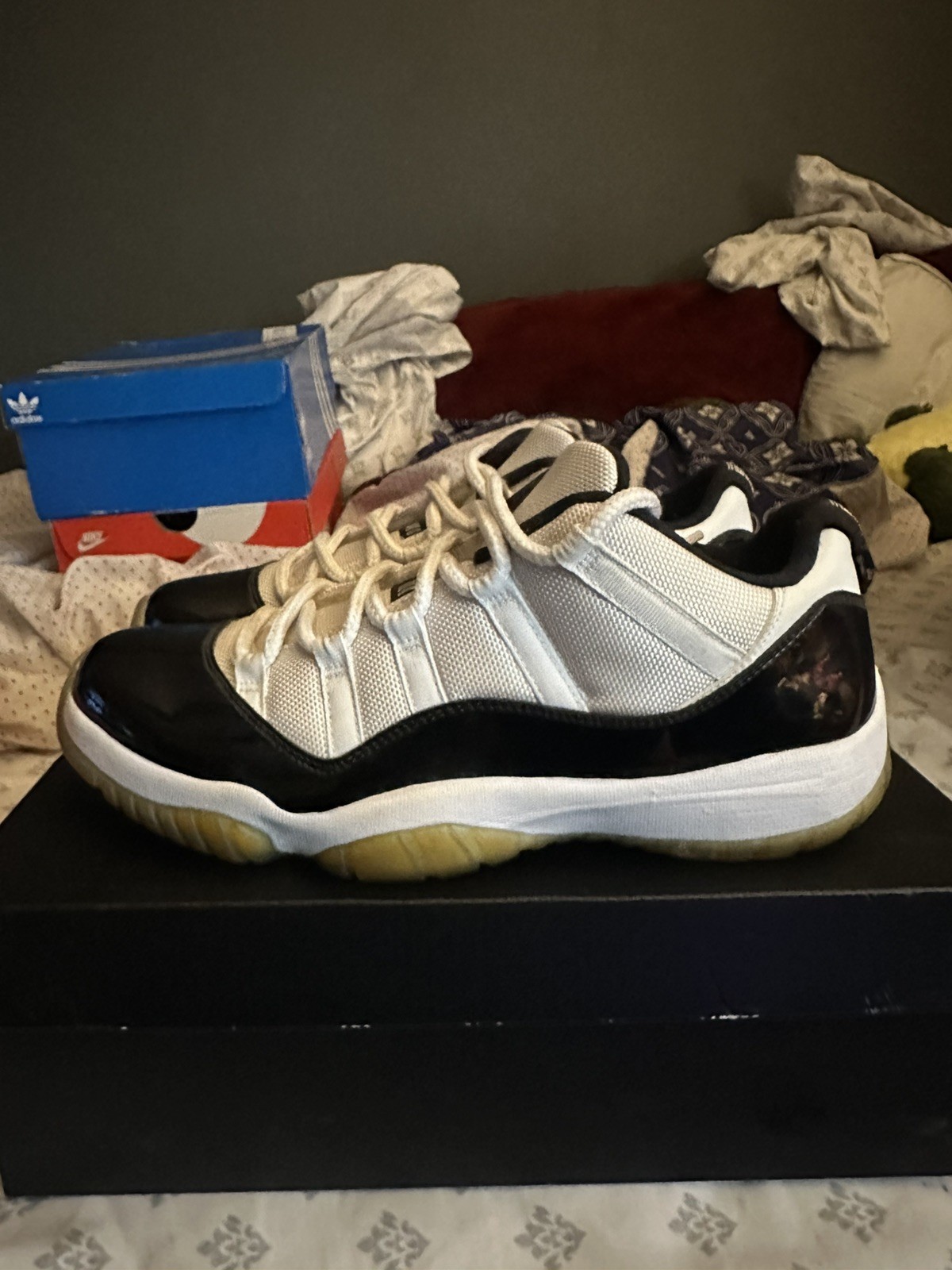 size 10 air jordan 11 retro low concord size 10 air jordan 11 retro low concord