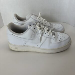 nike air force 1 '07 low top triple white shoe us size 12 cw2288 111