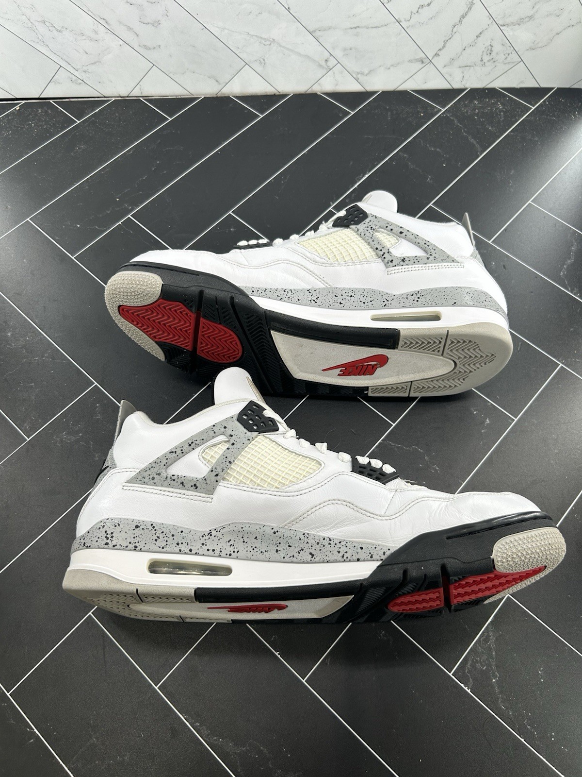 nike air jordan 4 retro og mid white cement size 13 840606 192 nike air jordan 4 retro og mid white cement size 13 840606 192