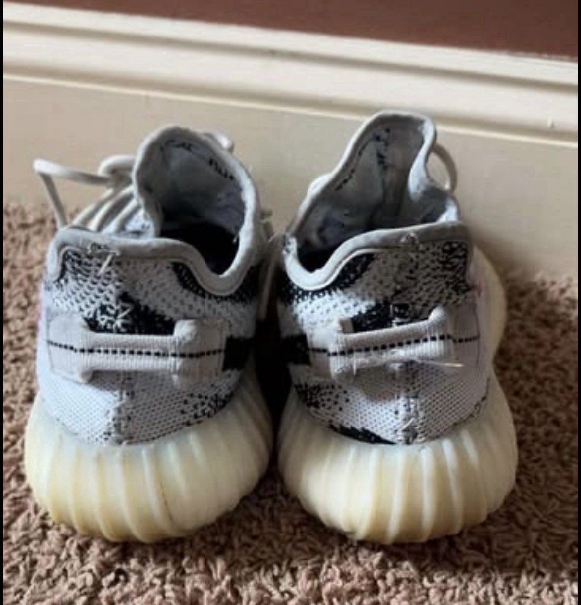 adidas yeezy boost 350 v2 zebra men's size 7 black/white adidas yeezy boost 350 v2 zebra men's size 7 black/white