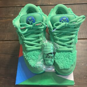 grateful dead nike sb dunk low pro qs men’s 9.5 / women’s 11