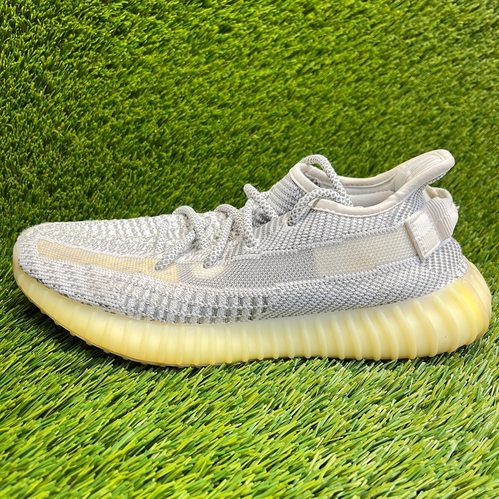 adidas yeezy boost 350 v2 mens size 7 gray white athletic running shoes sneakers adidas yeezy boost 350 v2 mens size 7 gray white athletic running shoes sneakers