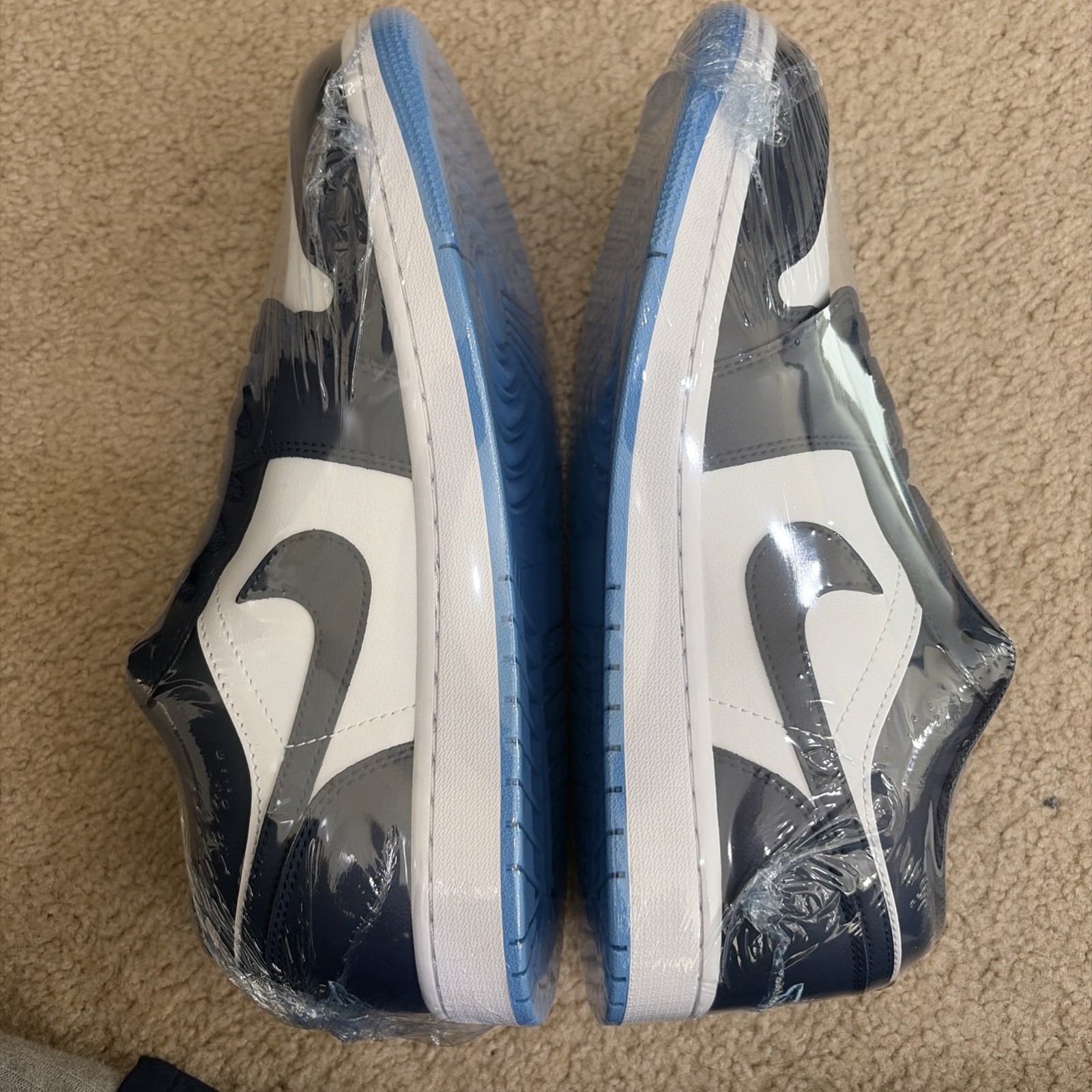 new nike air jordan 1 low shoes midnight navy university blue 553558 404 men 9.5 new nike air jordan 1 low shoes midnight navy university blue 553558 404 men 9.5