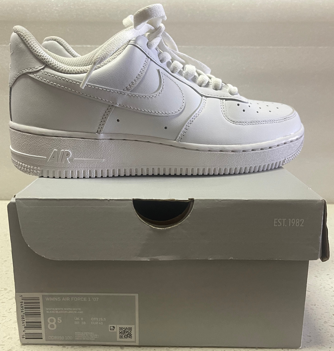 nike air force 1 '07 low triple white nike air force 1 '07 low triple white