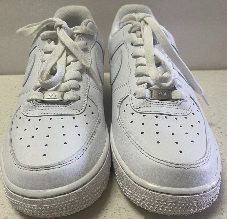 nike air force 1 '07 low triple white nike air force 1 '07 low triple white