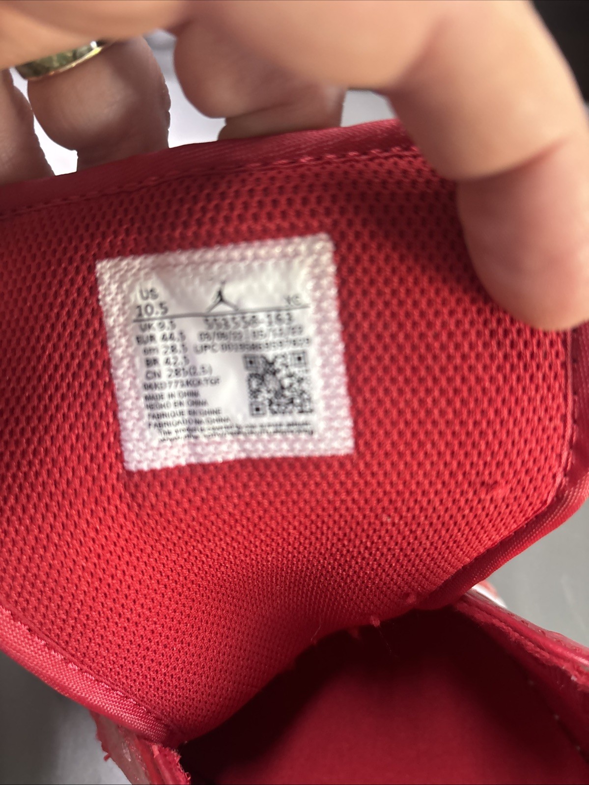 nike air jordan men's size 10.5 sneakers red toe nike air jordan men's size 10.5 sneakers red toe