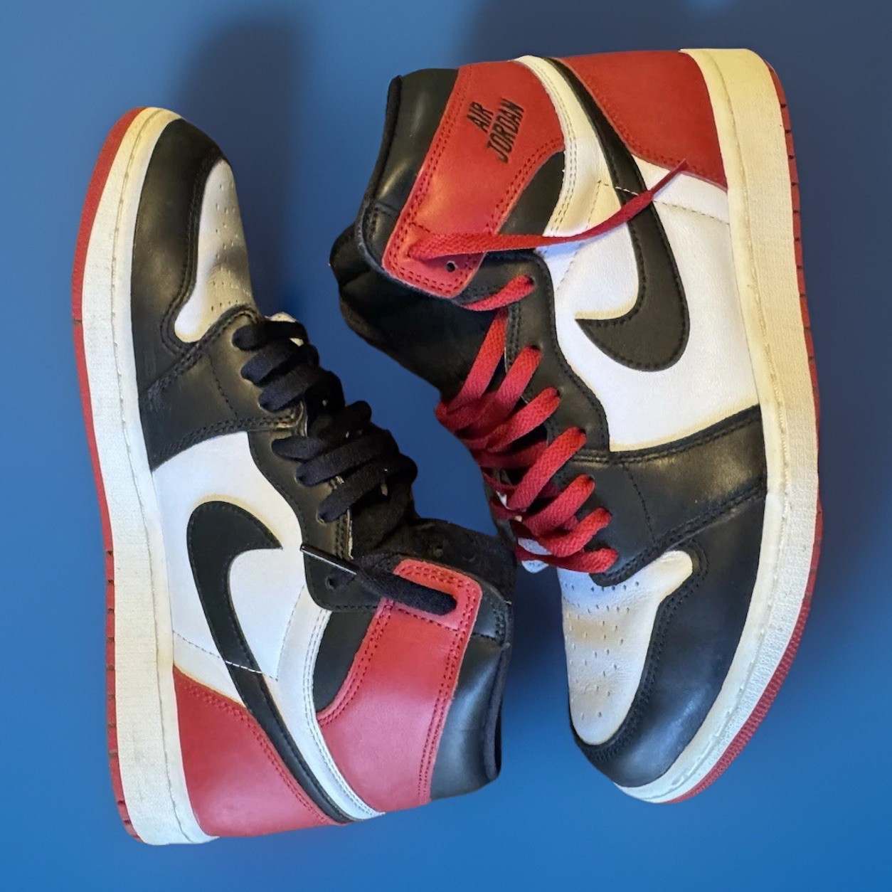 nike air jordan 1 retro high og black toe 2024 dz5485 106 black white red nike air jordan 1 retro high og black toe 2024 dz5485 106 black white red