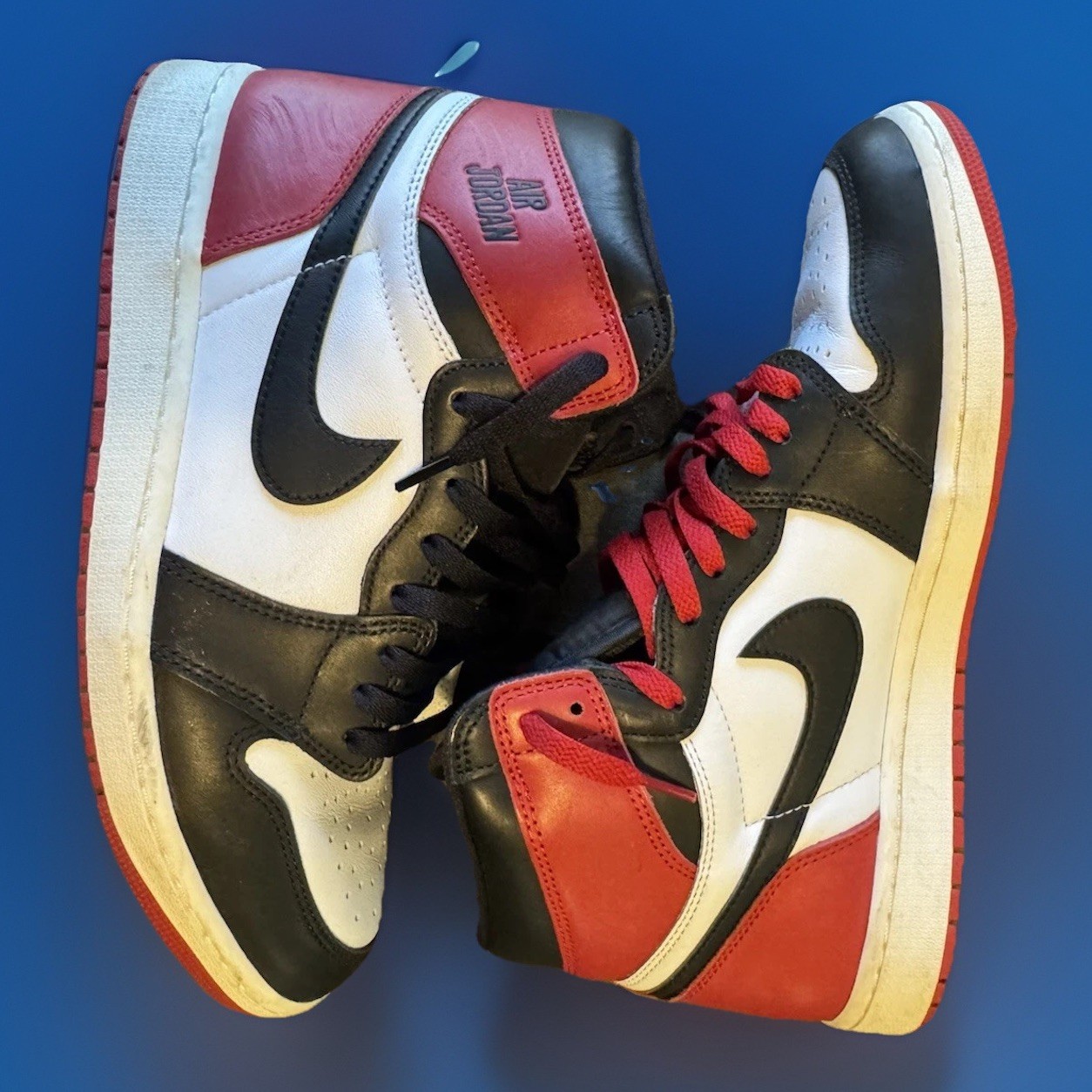 nike air jordan 1 retro high og black toe 2024 dz5485 106 black white red nike air jordan 1 retro high og black toe 2024 dz5485 106 black white red