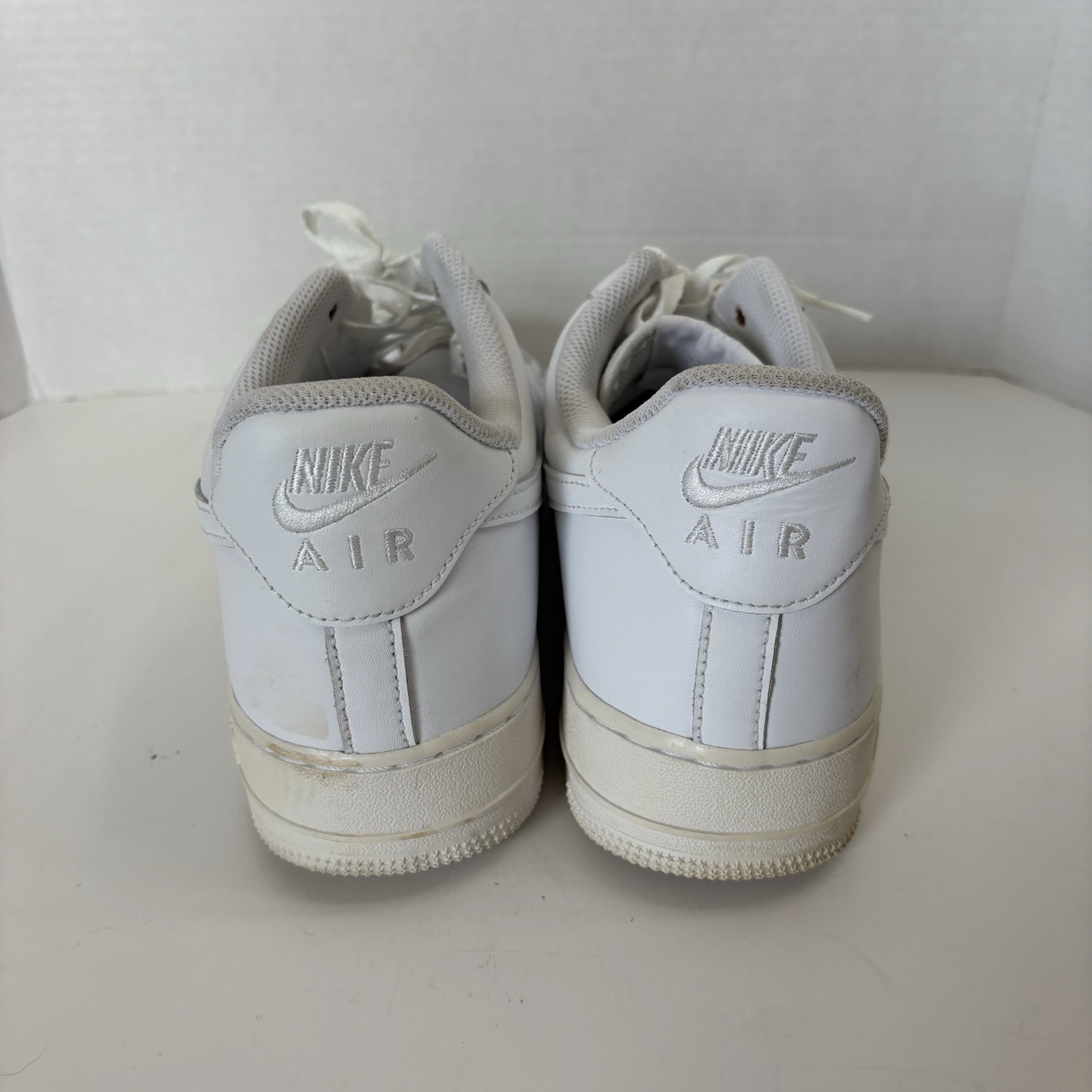 nike air force 1 '07 low top triple white shoe us size 12 cw2288 111 nike air force 1 '07 low top triple white shoe us size 12 cw2288 111