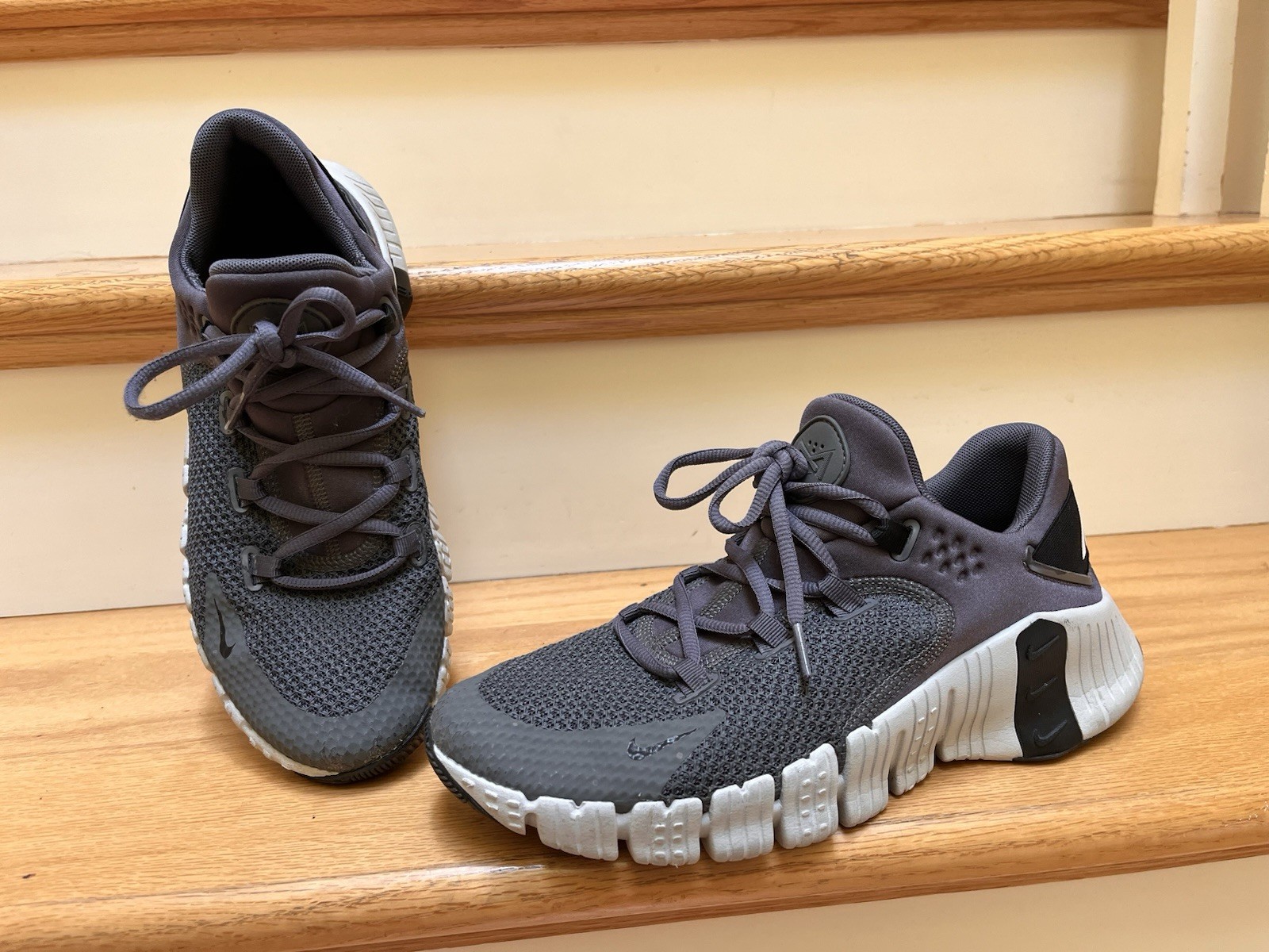 nike free metcon 4 gray smoke men 9.5 euro 43 flexible comfort running nike free metcon 4 gray smoke men 9.5 euro 43 flexible comfort running
