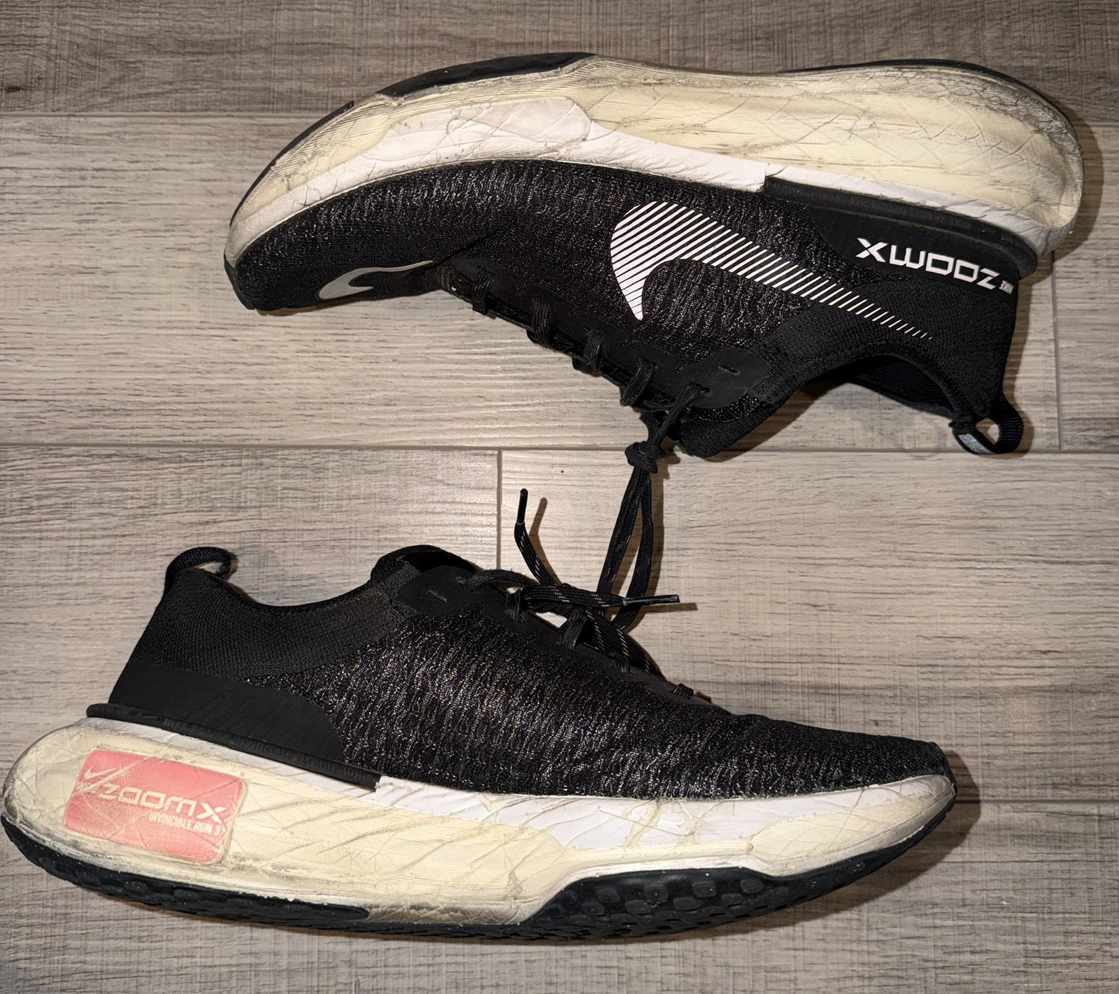 nike zoomx invincible run flyknit 3 black white size 11.5 zoom x running walking nike zoomx invincible run flyknit 3 black white size 11.5 zoom x running walking