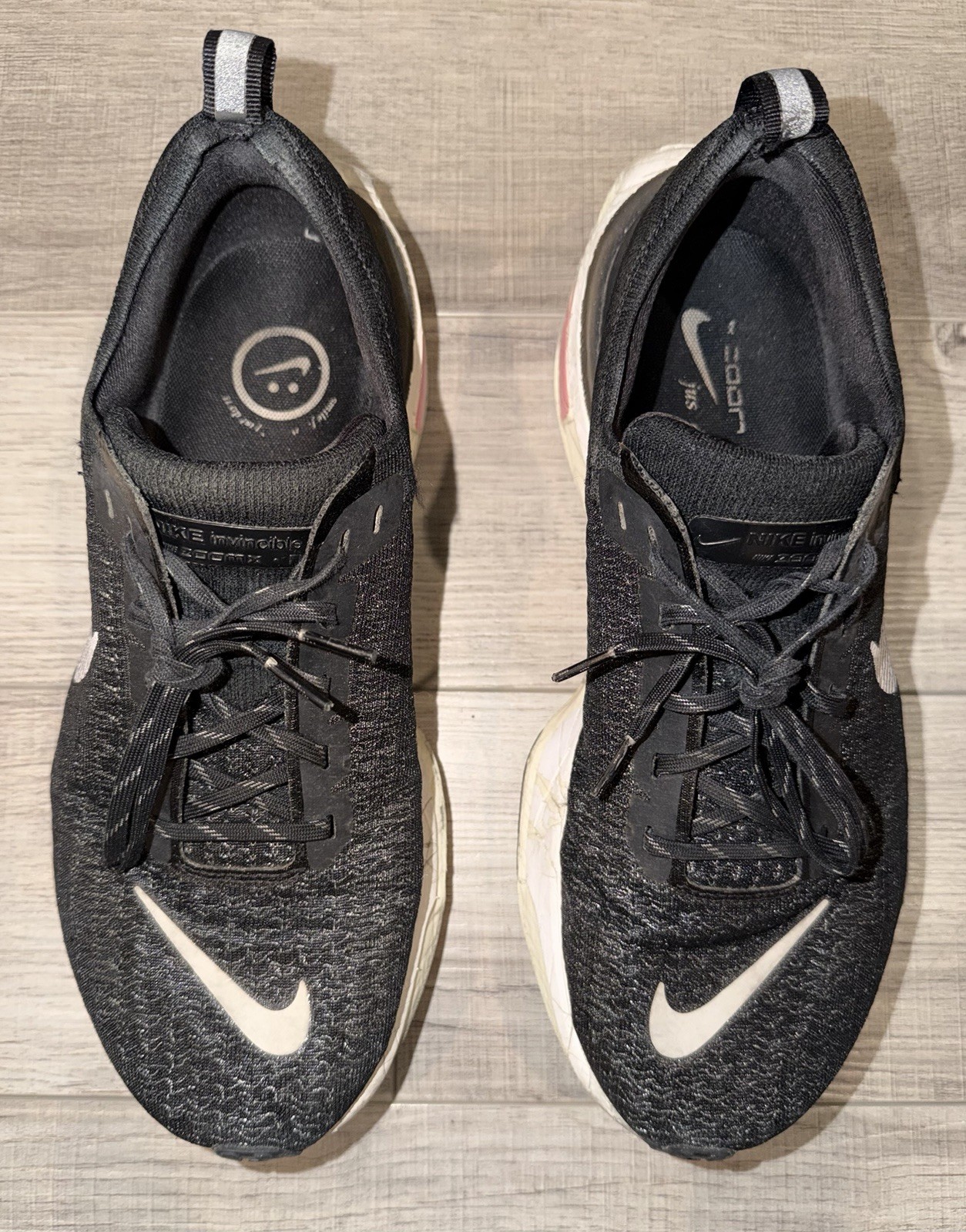nike zoomx invincible run flyknit 3 black white size 11.5 zoom x running walking nike zoomx invincible run flyknit 3 black white size 11.5 zoom x running walking