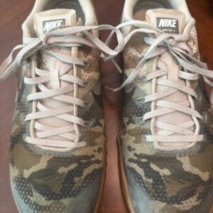 nike metcon 4 olive canvas camo ah 7453 300 crossfit training shoes sz 10.5 rare