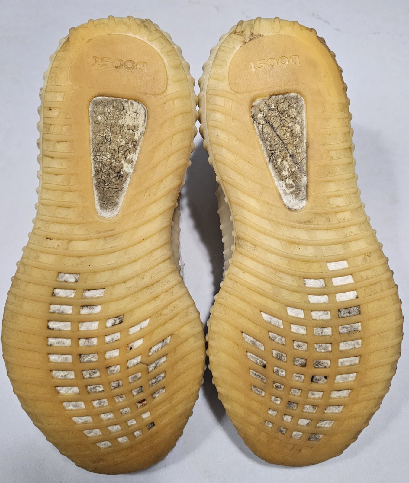 adidas yeezy boost 350 v2 cream white men’s sneakers shoes size us 10 eu 44 adidas yeezy boost 350 v2 cream white men’s sneakers shoes size us 10 eu 44