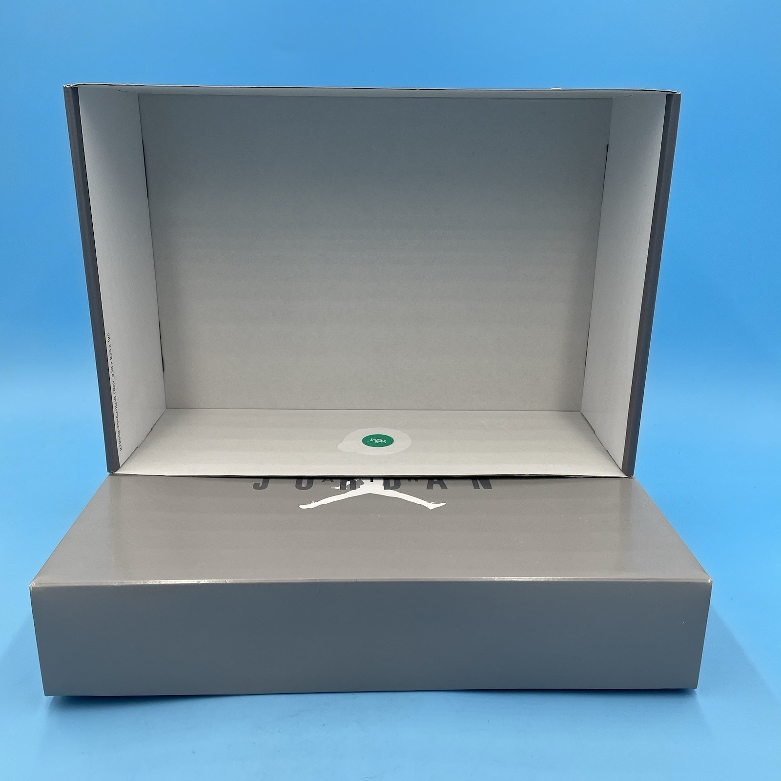 air jordan 11 retro cool gray 2021 empty shoe box only sz 8.5 og box ct8012005 air jordan 11 retro cool gray 2021 empty shoe box only sz 8.5 og box ct8012005
