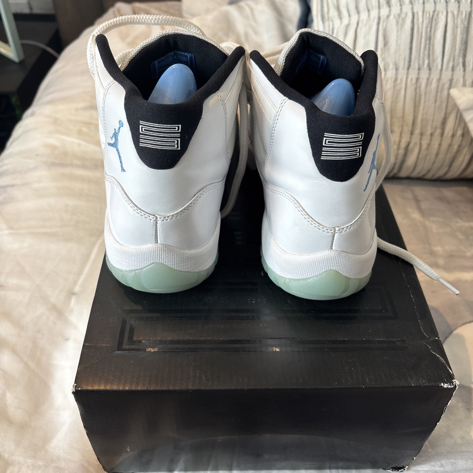 air jordan 11 retro legend blue 2024 ct8012 104 in hands ships now air jordan 11 retro legend blue 2024 ct8012 104 in hands ships now