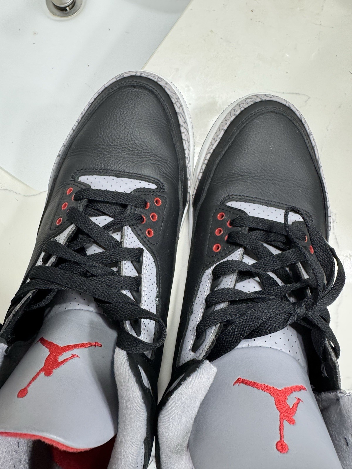 jordan air jordan 3 retro og black cement 202 black/red jordan air jordan 3 retro og black cement 202 black/red