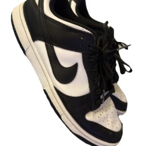 size 10 nike dunk low black white