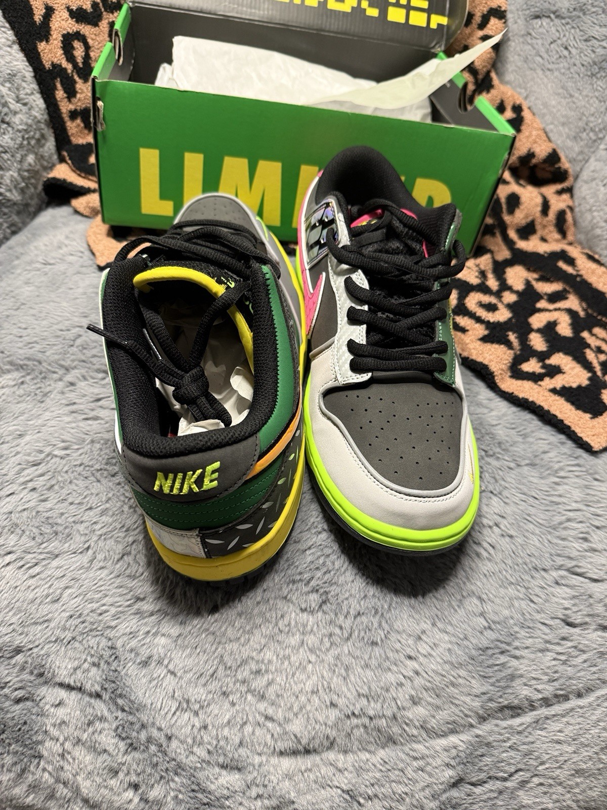 size 12 nike dunk pe low what the duck university of oregon home size 12 nike dunk pe low what the duck university of oregon home