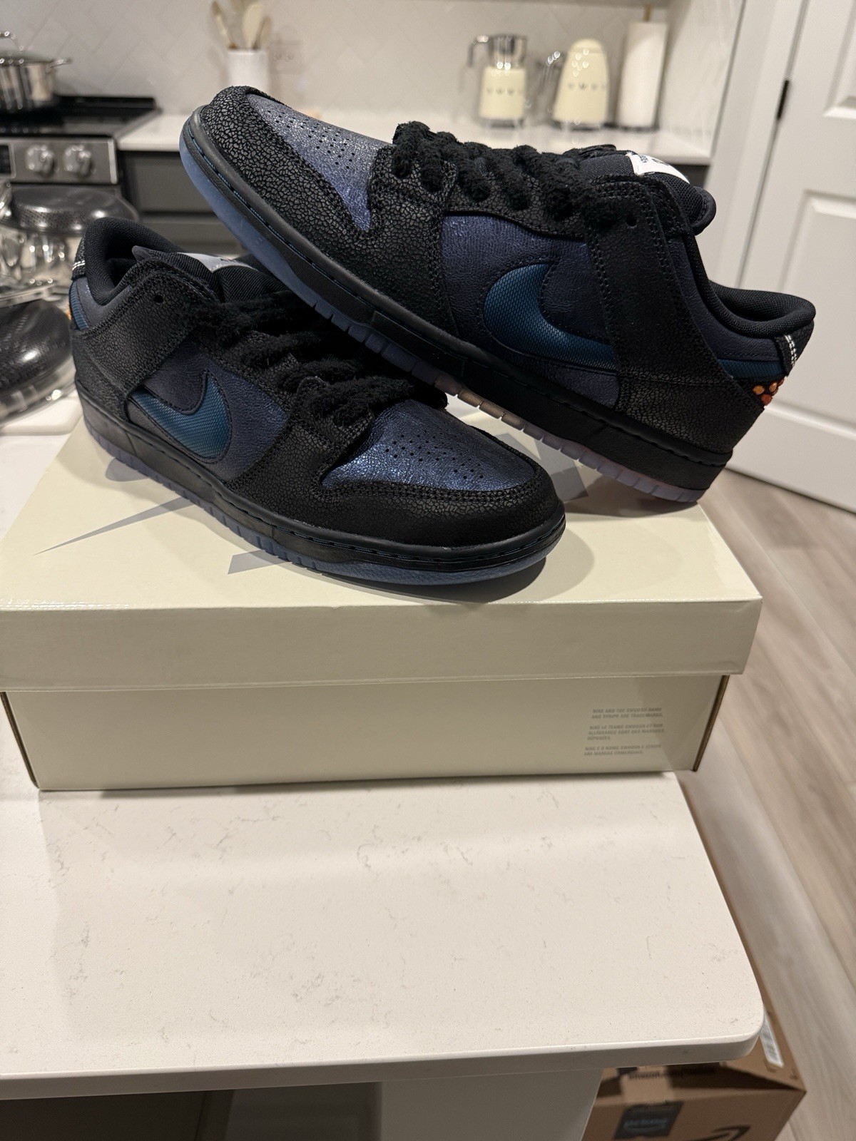 size 10 bluetile x nike sb dunk low pitch blue and black iq1323 001 size 10 bluetile x nike sb dunk low pitch blue and black iq1323 001