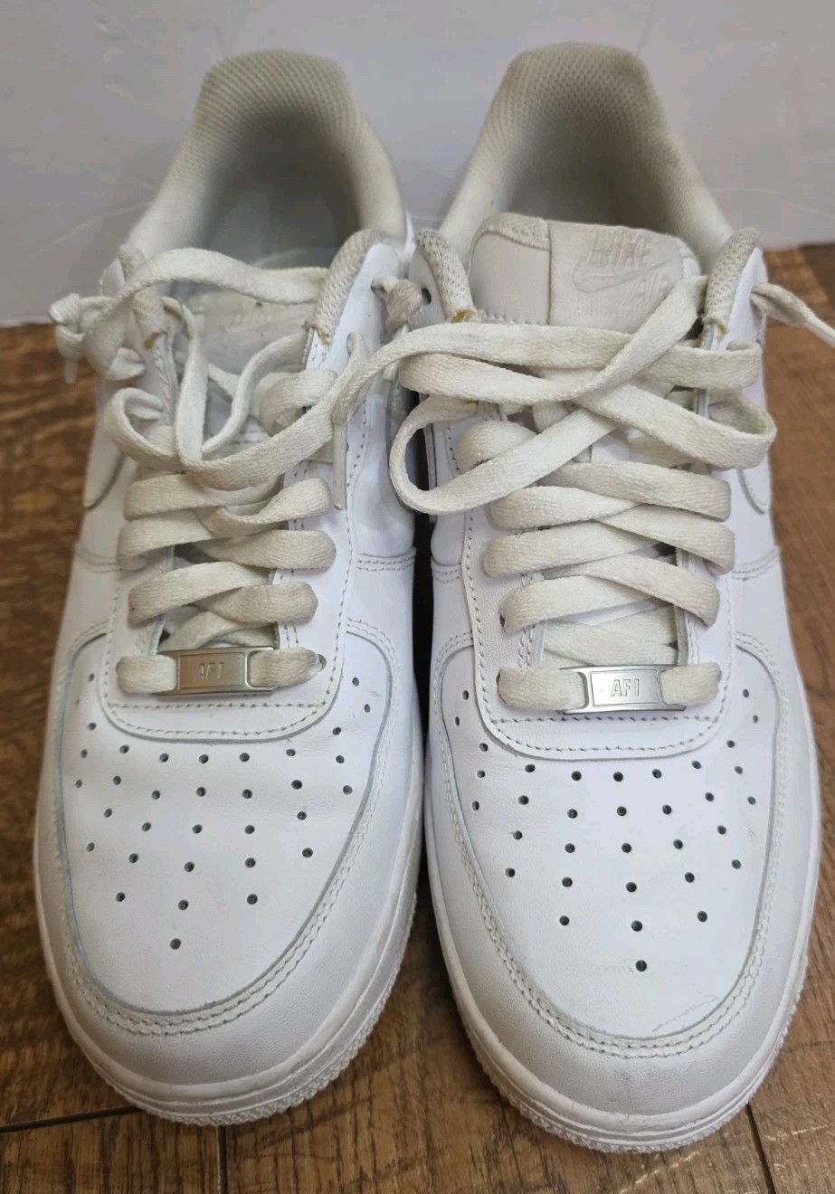 nike air force 1 '07 low triple white men's white cw2288 111 size 8.5m nike air force 1 '07 low triple white men's white cw2288 111 size 8.5m